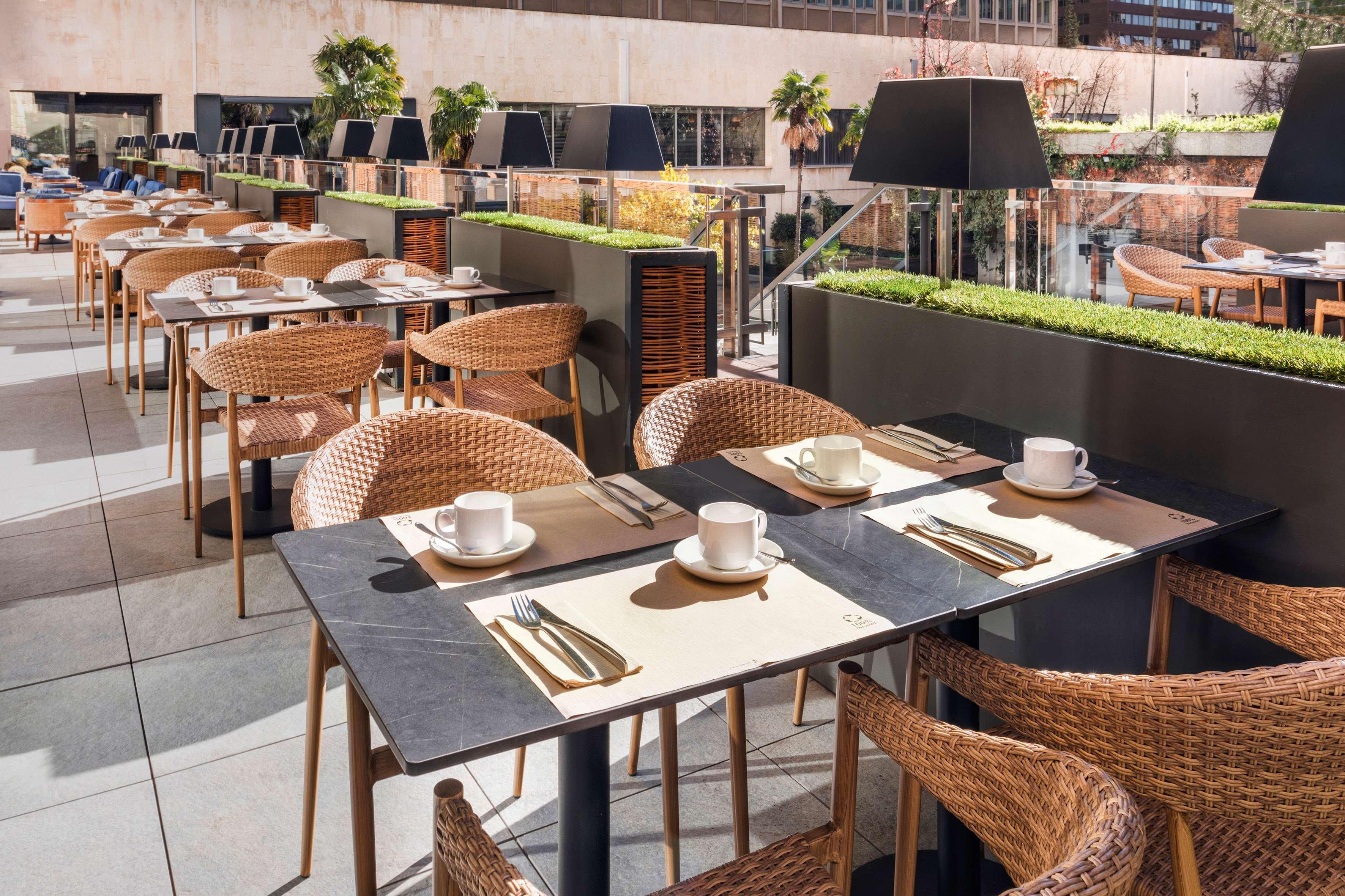 Meliá Castilla 4*