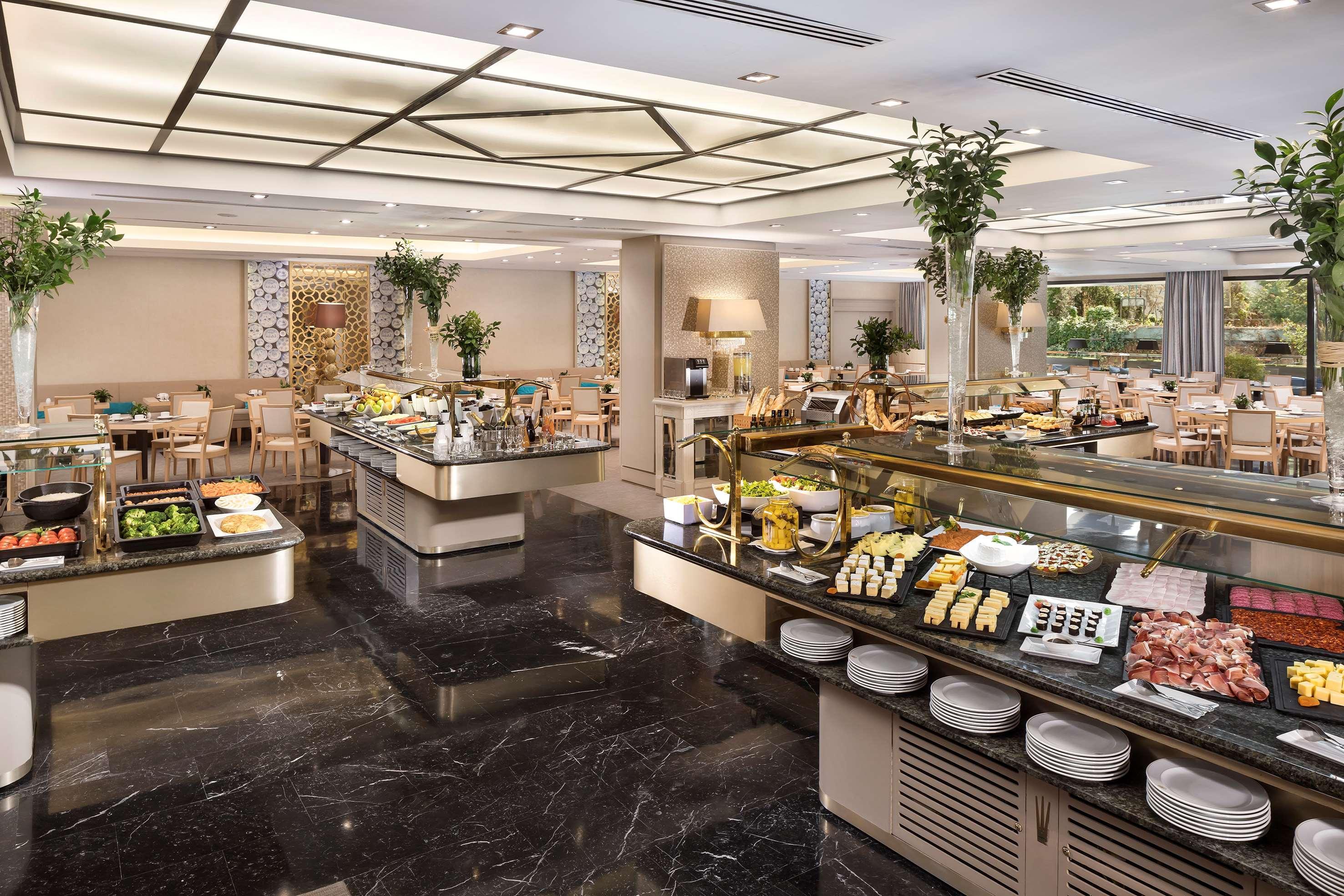 Hotel Meliá Castilla 4*